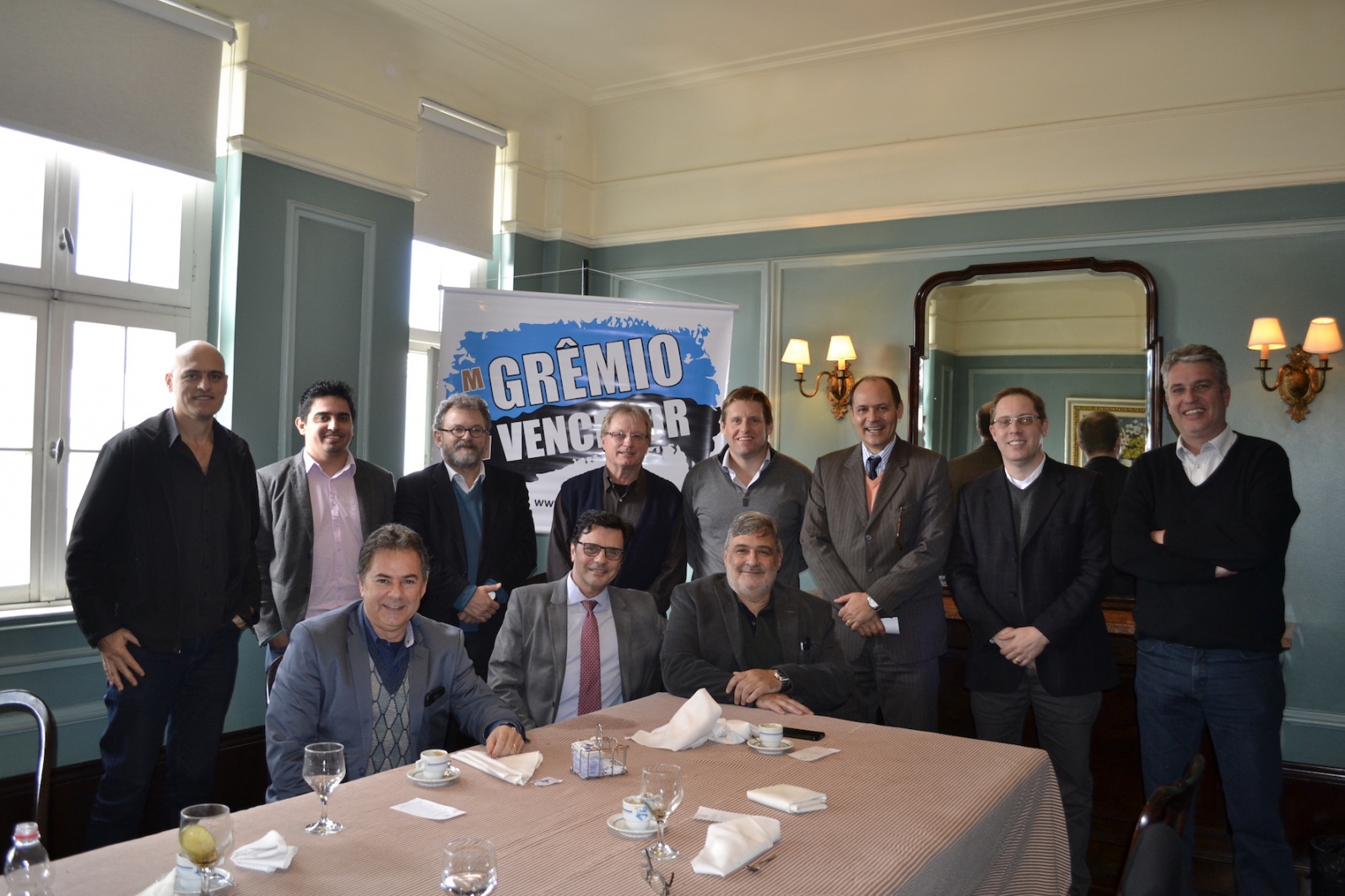 Reunião debate estratégias para as eleições