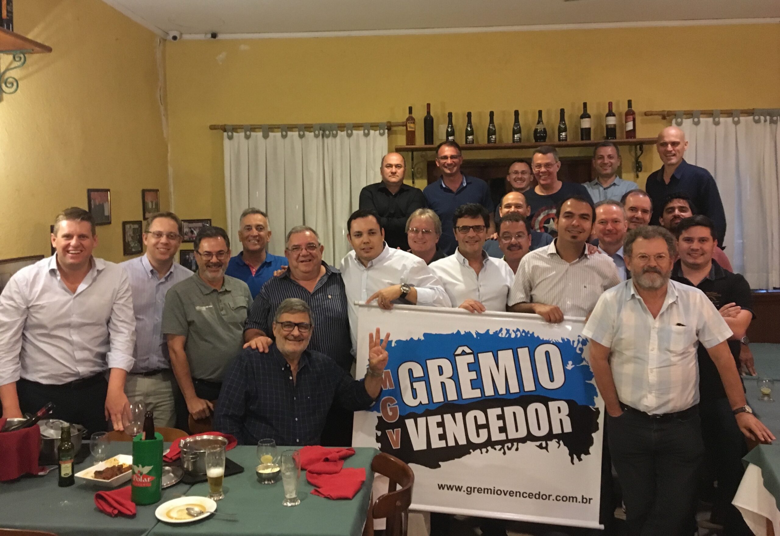MGV faz última reunião do ano em comemoração ao Tri da América